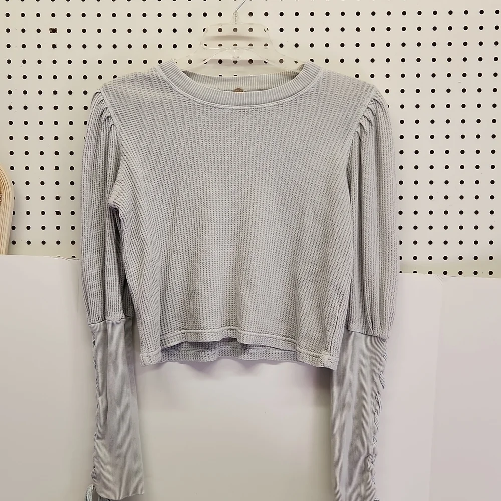 Free people waffle shirt women's size xs great condition. Lace up long sleeves